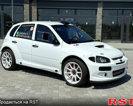 Белый ВАЗ Kalina, объемом двигателя 2 л и пробегом 10 тыс. км за 58000 $, фото 2 на Automoto.ua