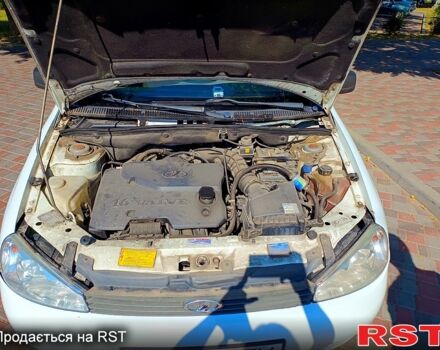 Белый ВАЗ Kalina, объемом двигателя 1.4 л и пробегом 117 тыс. км за 2999 $, фото 6 на Automoto.ua