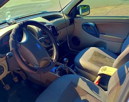 Белый ВАЗ Kalina, объемом двигателя 1.4 л и пробегом 117 тыс. км за 2999 $, фото 4 на Automoto.ua