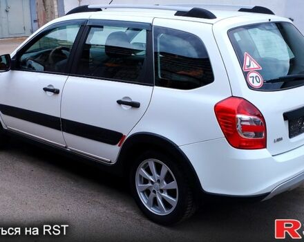 Белый ВАЗ Kalina, объемом двигателя 1.6 л и пробегом 101 тыс. км за 5800 $, фото 1 на Automoto.ua