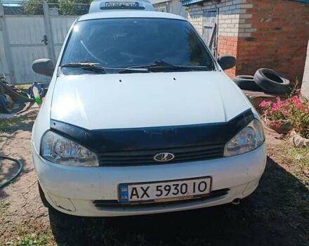 Білий ВАЗ Калина, об'ємом двигуна 1.6 л та пробігом 141 тис. км за 2000 $, фото 1 на Automoto.ua