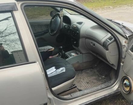 Бежевий ВАЗ Калина, об'ємом двигуна 1.6 л та пробігом 250 тис. км за 1400 $, фото 7 на Automoto.ua