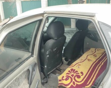 Бежевий ВАЗ Калина, об'ємом двигуна 1.6 л та пробігом 250 тис. км за 1400 $, фото 6 на Automoto.ua