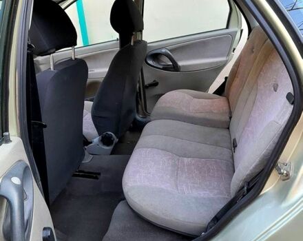 Бежевый ВАЗ Kalina, объемом двигателя 1.6 л и пробегом 93 тыс. км за 2250 $, фото 2 на Automoto.ua