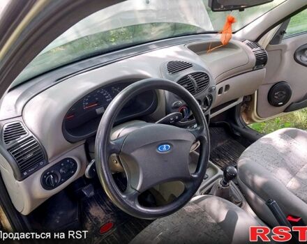 Бежевый ВАЗ Kalina, объемом двигателя 1.6 л и пробегом 111 тыс. км за 1650 $, фото 7 на Automoto.ua