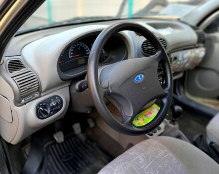 Бежевый ВАЗ Kalina, объемом двигателя 1.6 л и пробегом 93 тыс. км за 2250 $, фото 3 на Automoto.ua