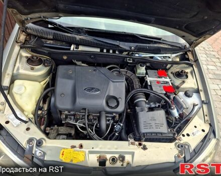 Бежевий ВАЗ Kalina, об'ємом двигуна 1.6 л та пробігом 178 тис. км за 1499 $, фото 4 на Automoto.ua