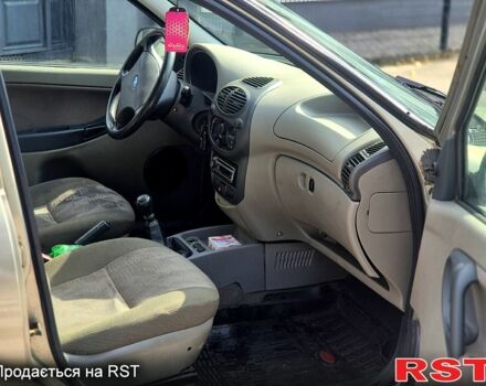 Бежевий ВАЗ Kalina, об'ємом двигуна 1.6 л та пробігом 178 тис. км за 1499 $, фото 3 на Automoto.ua