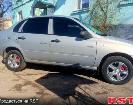 Бежевий ВАЗ Kalina, об'ємом двигуна 1.6 л та пробігом 170 тис. км за 2500 $, фото 1 на Automoto.ua