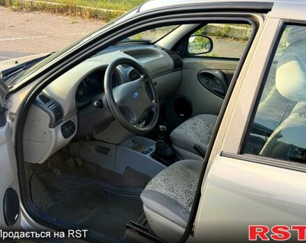 Бежевый ВАЗ Kalina, объемом двигателя 1.6 л и пробегом 159 тыс. км за 2500 $, фото 4 на Automoto.ua