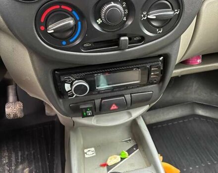 Бежевый ВАЗ Калина, объемом двигателя 1.6 л и пробегом 155 тыс. км за 1950 $, фото 10 на Automoto.ua