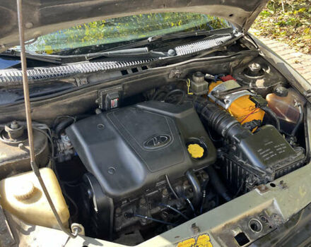 Бежевый ВАЗ Калина, объемом двигателя 1.6 л и пробегом 328 тыс. км за 2500 $, фото 9 на Automoto.ua