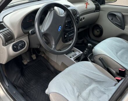 Бежевий ВАЗ Калина, об'ємом двигуна 1.6 л та пробігом 112 тис. км за 2750 $, фото 7 на Automoto.ua