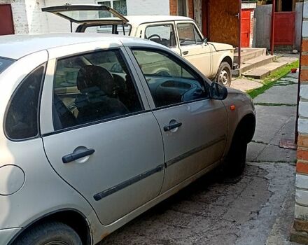 Бежевый ВАЗ Kalina, объемом двигателя 1.6 л и пробегом 247 тыс. км за 2000 $, фото 5 на Automoto.ua