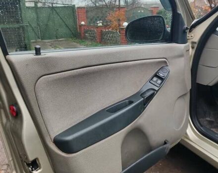 Бежевый ВАЗ Калина, объемом двигателя 1.6 л и пробегом 160 тыс. км за 1850 $, фото 17 на Automoto.ua