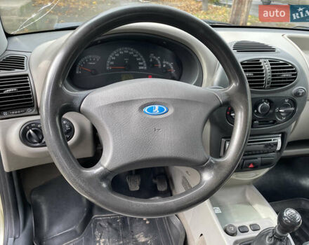 ВАЗ Калина 2008 в Николаеве на Automoto.ua Бежевый ВАЗ Калина, объемом двигателя 1.4 л и пробегом 212 тыс. км за 3000 $, фото 16 на Automoto.ua