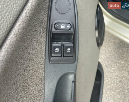 Бежевий ВАЗ Калина, об'ємом двигуна 1.6 л та пробігом 91 тис. км за 2999 $, фото 9 на Automoto.ua