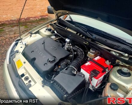 Бежевий ВАЗ Kalina, об'ємом двигуна 1.4 л та пробігом 115 тис. км за 2999 $, фото 13 на Automoto.ua