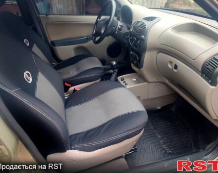 Бежевий ВАЗ Kalina, об'ємом двигуна 1.4 л та пробігом 115 тис. км за 2999 $, фото 11 на Automoto.ua