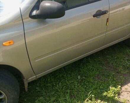 Бежевый ВАЗ Калина, объемом двигателя 1.6 л и пробегом 100 тыс. км за 2000 $, фото 1 на Automoto.ua