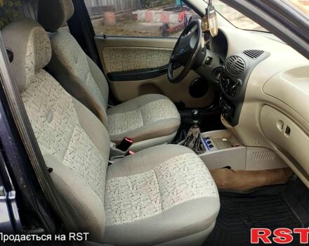 Черный ВАЗ Kalina, объемом двигателя 1.6 л и пробегом 250 тыс. км за 1450 $, фото 5 на Automoto.ua