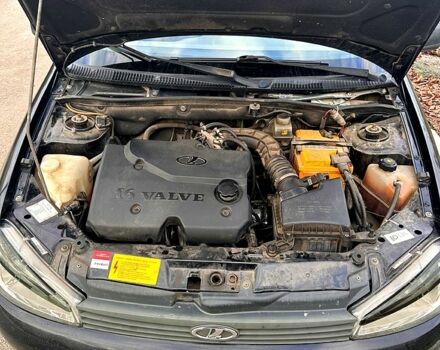 Черный ВАЗ Kalina, объемом двигателя 1.4 л и пробегом 134 тыс. км за 2200 $, фото 7 на Automoto.ua