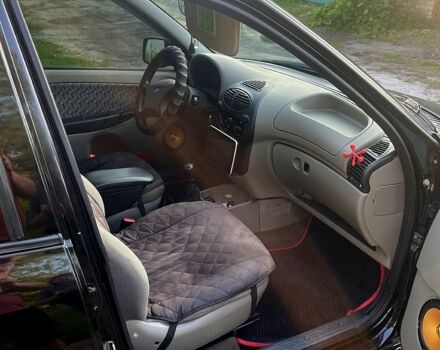 Чорний ВАЗ Kalina, об'ємом двигуна 1.4 л та пробігом 145 тис. км за 3900 $, фото 6 на Automoto.ua