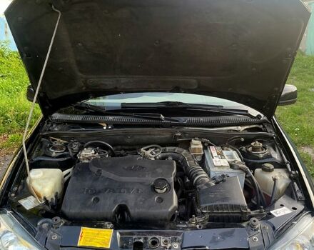 Чорний ВАЗ Kalina, об'ємом двигуна 1.4 л та пробігом 145 тис. км за 3900 $, фото 11 на Automoto.ua