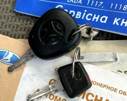 Черный ВАЗ Kalina, объемом двигателя 1.6 л и пробегом 81 тыс. км за 4000 $, фото 8 на Automoto.ua