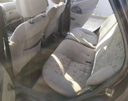 Фиолетовый ВАЗ Калина, объемом двигателя 1.6 л и пробегом 198 тыс. км за 2199 $, фото 5 на Automoto.ua