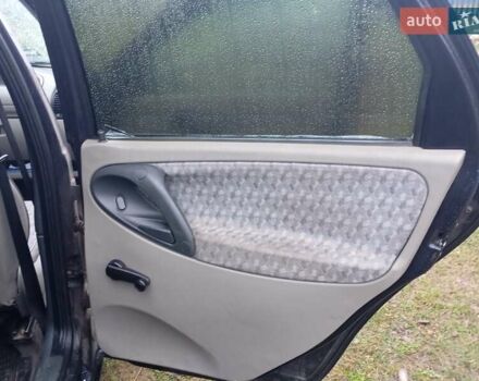 Фиолетовый ВАЗ Калина, объемом двигателя 1.6 л и пробегом 160 тыс. км за 2300 $, фото 9 на Automoto.ua