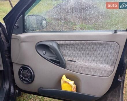 Фиолетовый ВАЗ Калина, объемом двигателя 1.6 л и пробегом 160 тыс. км за 2300 $, фото 10 на Automoto.ua