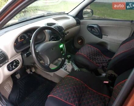 Коричневий ВАЗ Калина, об'ємом двигуна 1.39 л та пробігом 220 тис. км за 1500 $, фото 23 на Automoto.ua