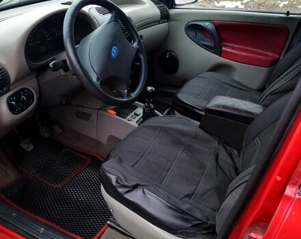 Червоний ВАЗ Kalina, об'ємом двигуна 1.6 л та пробігом 210 тис. км за 2100 $, фото 9 на Automoto.ua