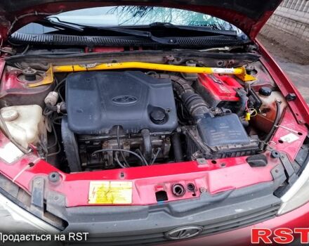 Червоний ВАЗ Kalina, об'ємом двигуна 1.6 л та пробігом 210 тис. км за 2100 $, фото 6 на Automoto.ua
