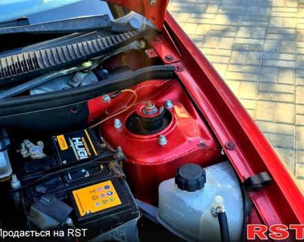 Красный ВАЗ Kalina, объемом двигателя 1.4 л и пробегом 220 тыс. км за 1450 $, фото 5 на Automoto.ua