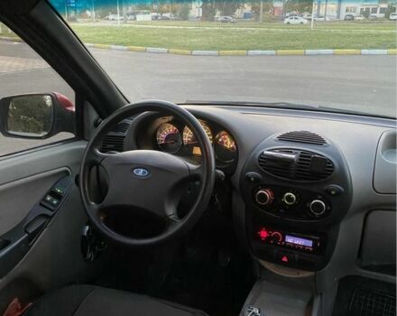 Червоний ВАЗ Калина, об'ємом двигуна 1.4 л та пробігом 138 тис. км за 2850 $, фото 7 на Automoto.ua