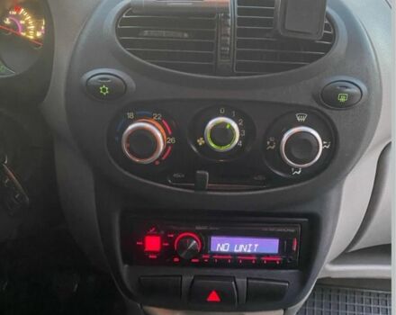 Червоний ВАЗ Калина, об'ємом двигуна 1.4 л та пробігом 138 тис. км за 2850 $, фото 6 на Automoto.ua