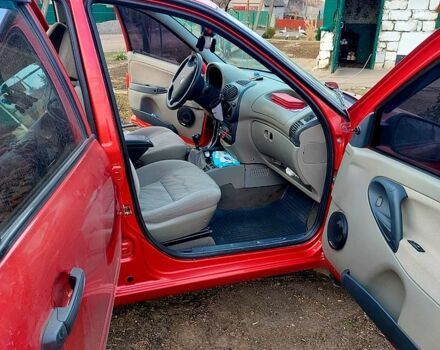 Красный ВАЗ Kalina, объемом двигателя 1.4 л и пробегом 170 тыс. км за 2800 $, фото 1 на Automoto.ua