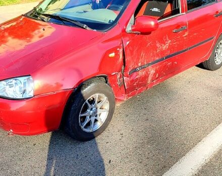 Красный ВАЗ Калина, объемом двигателя 1.6 л и пробегом 240 тыс. км за 1500 $, фото 11 на Automoto.ua