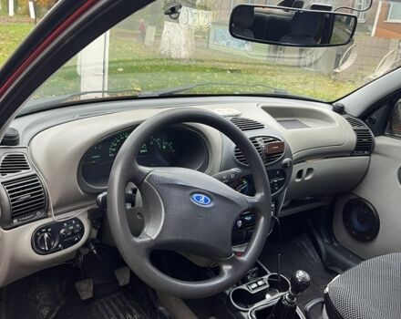 Червоний ВАЗ Калина, об'ємом двигуна 1.6 л та пробігом 3 тис. км за 2399 $, фото 6 на Automoto.ua