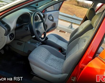 Красный ВАЗ Kalina, объемом двигателя 1.6 л и пробегом 149 тыс. км за 1800 $, фото 4 на Automoto.ua