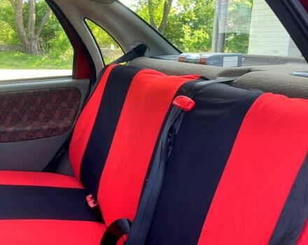 Красный ВАЗ Kalina, объемом двигателя 1.6 л и пробегом 142 тыс. км за 2100 $, фото 6 на Automoto.ua