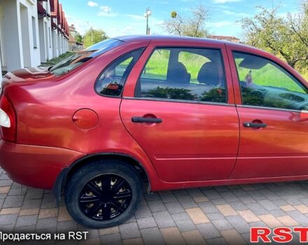 Червоний ВАЗ Kalina, об'ємом двигуна 1.6 л та пробігом 142 тис. км за 2100 $, фото 3 на Automoto.ua