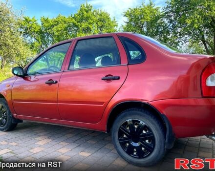 Червоний ВАЗ Kalina, об'ємом двигуна 1.6 л та пробігом 142 тис. км за 2100 $, фото 4 на Automoto.ua