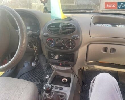 Красный ВАЗ Калина, объемом двигателя 1.6 л и пробегом 150 тыс. км за 1200 $, фото 2 на Automoto.ua