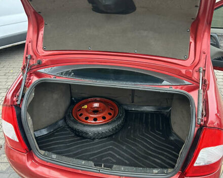 Красный ВАЗ Калина, объемом двигателя 1.6 л и пробегом 281 тыс. км за 2199 $, фото 37 на Automoto.ua