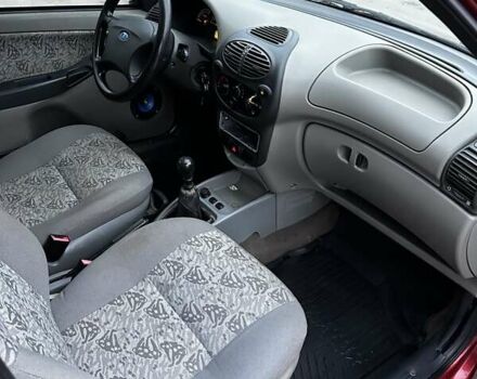 Червоний ВАЗ Калина, об'ємом двигуна 1.6 л та пробігом 185 тис. км за 1400 $, фото 20 на Automoto.ua