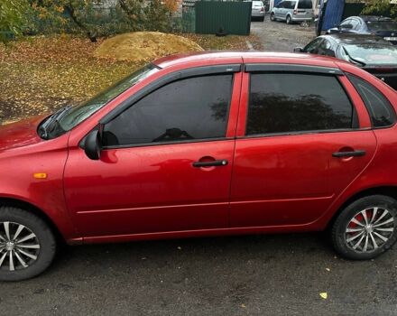 Красный ВАЗ Калина, объемом двигателя 1.6 л и пробегом 150 тыс. км за 2200 $, фото 4 на Automoto.ua