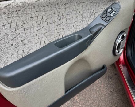 Червоний ВАЗ Калина, об'ємом двигуна 1.6 л та пробігом 180 тис. км за 2650 $, фото 12 на Automoto.ua